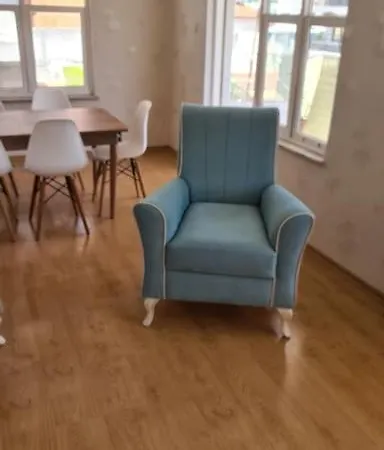 דירה Merkezde Full Esyali Denize 50mt *